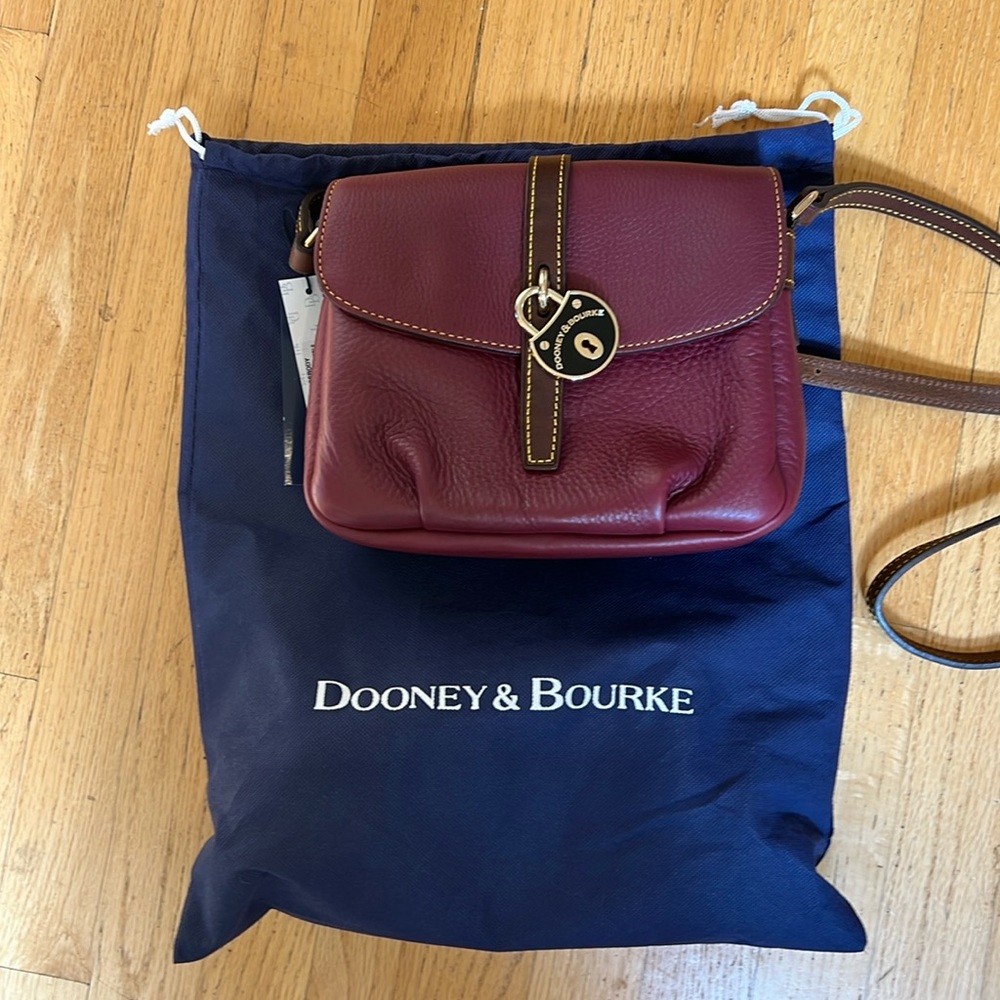 Dooney & Bourke burgundy crossbody. NWT
